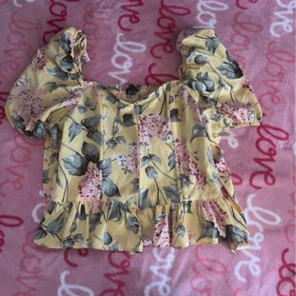 Corset Type Flower Top - Picture 2 of 4